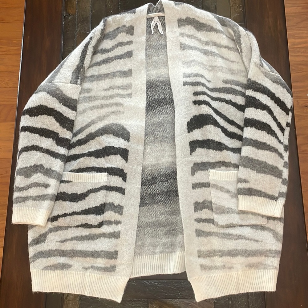 Women’s Zebra printed Cardigan